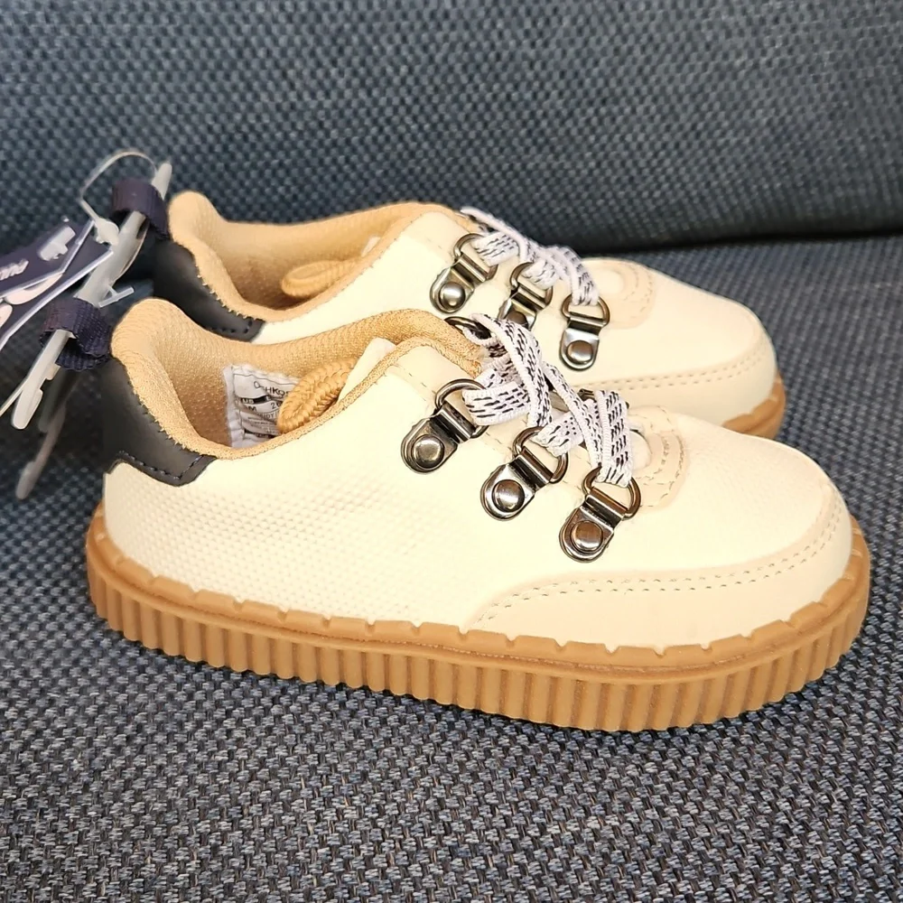 OshKosh B'gosh Heidy Pull On Canvas Sneakers